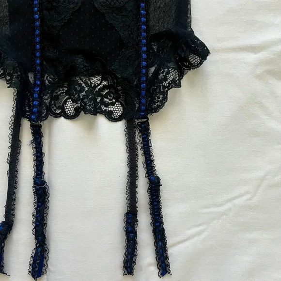 Vintage 90’s Black Lace & Mesh Bustier Corset Tank Top - Picture 3 of 8